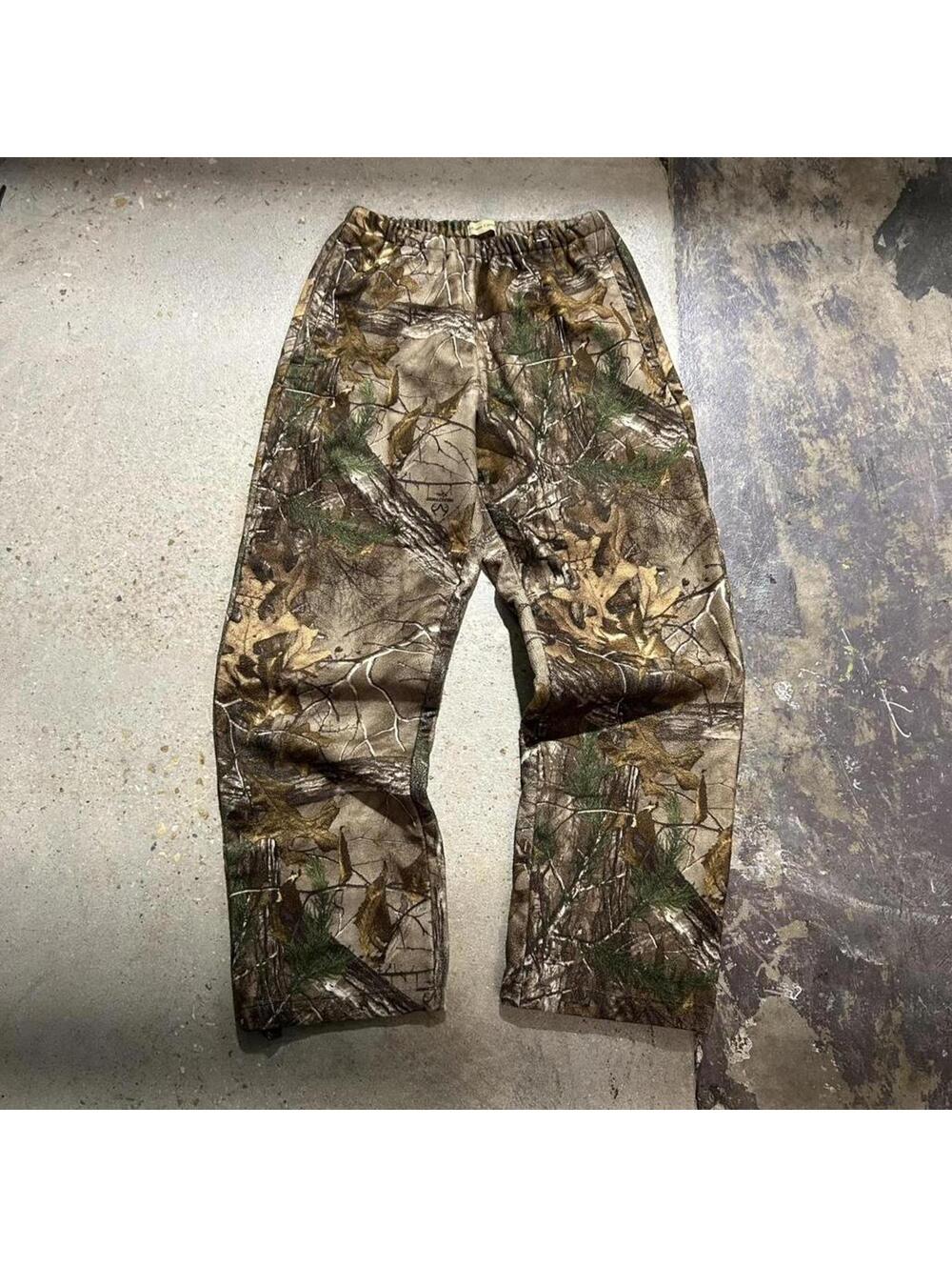 Vintage Y2K camo Hobbs Creek sweatpants